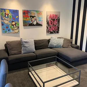 https://la-casa-del-principe.hotelinveneto.com